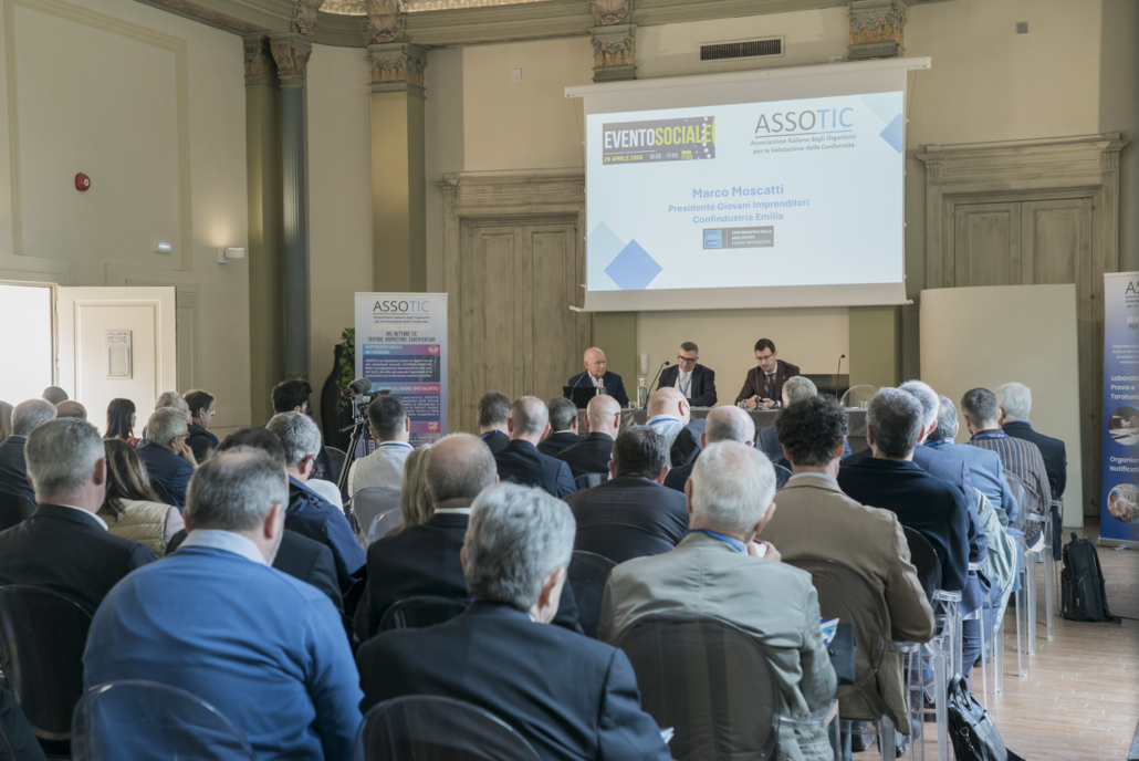 Assotic29.04_web__56