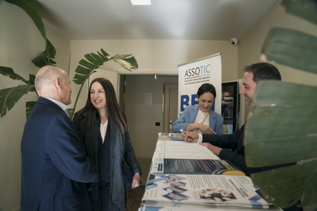 Assotic29.04_web__6